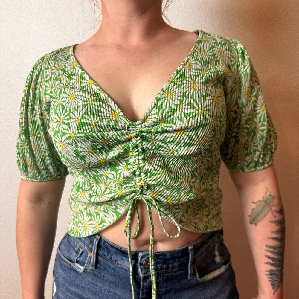 Zara Green Floral Crop Top Summer Top V-Neck Large Cinched Shirt